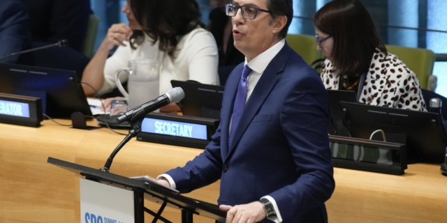 Πρόεδρος Βόρειας Μακεδονίας: “Δεν εκπληρώνουμε τις προϋποθέσεις για ένταξη στην ΕΕ”