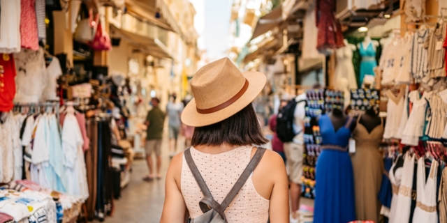 ΙΟΒΕ: Μικρή επιδείνωση του οικονομικού κλίματος τον Οκτώβριο