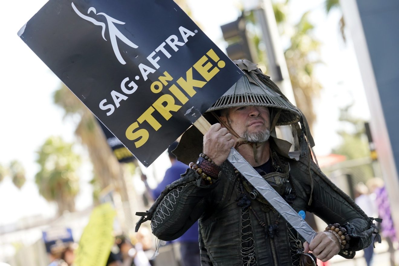 Έληξε η απεργία στο Χόλιγουντ μετά από 118 ημέρες – Τι εξασφάλισαν οι ηθοποιοί