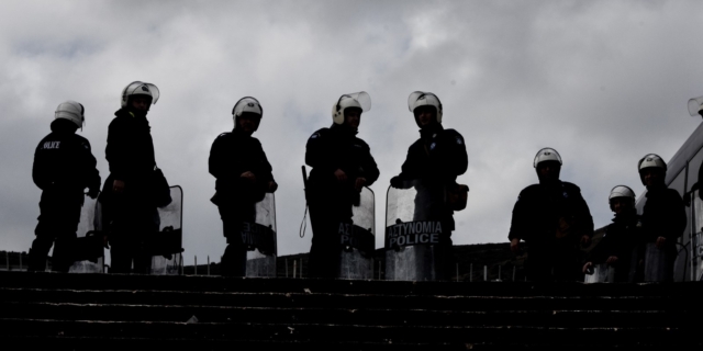 Δέκα συλλήψεις πριν τους αγώνες του ΠΑΟΚ και του Ολυμπιακού