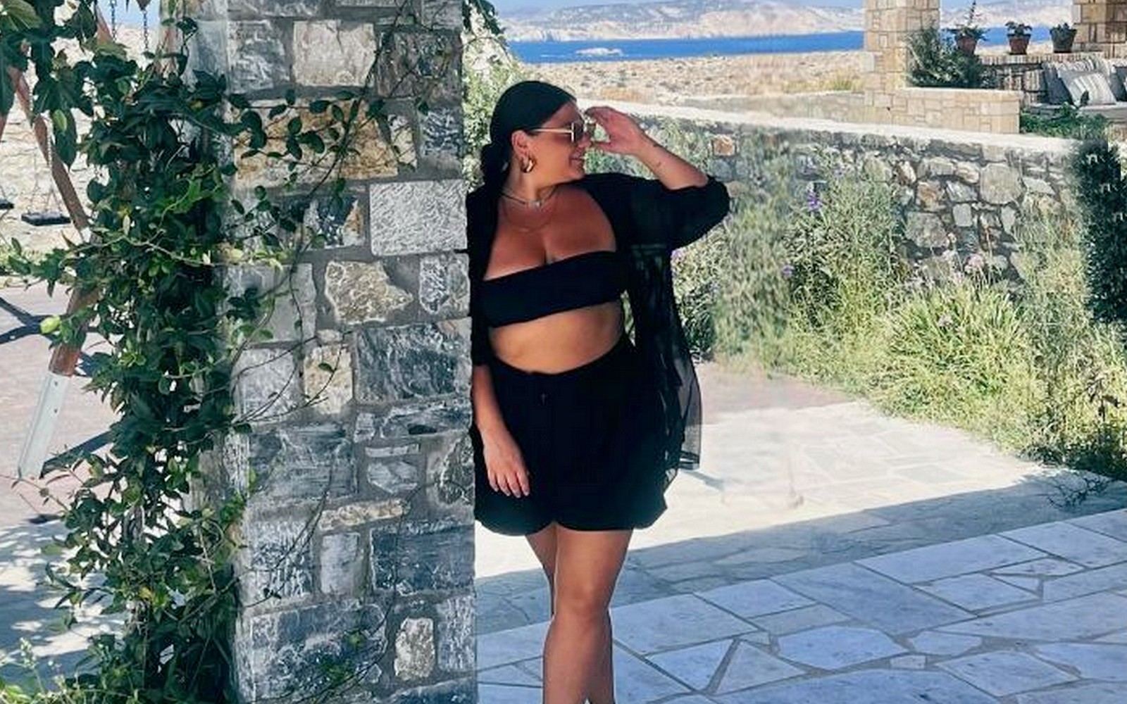 Δανάη Μπάρκα: Στιγμές χαλάρωσης στη Σέριφο
