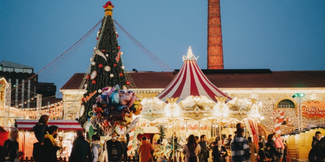 The Christmas Factory: Η μαγεία των Χριστουγέννων πλημμυρίζει ξανά την Τεχνόπολη