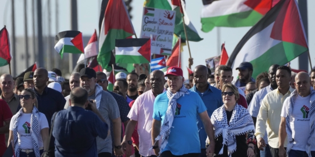Κούβα: Μεγάλη κινητοποίηση υπέρ των Παλαιστινίων με παρόντα τον Μιγκέλ Ντίας