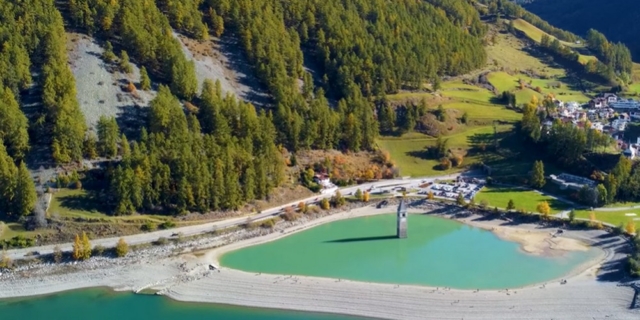 Curon: Ένα απόκοσμο σκηνικό στα βουνά των Άλπεων