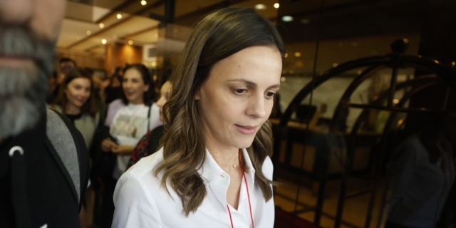 Η Έφη Αχτσιόγλου αποχωρεί από την Κ.Ε. του ΣΥΡΙΖΑ