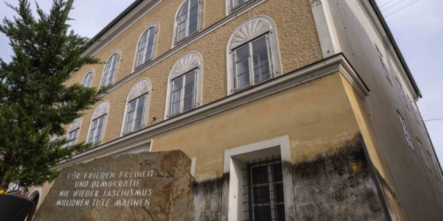 Αυστρία: Η γενέτειρα του Αδόλφου Χίτλερ εξακολουθεί να τιμά ναζί