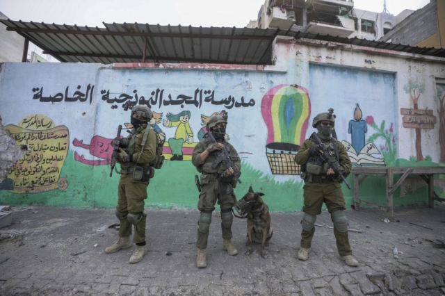 “Ούτε ανακωχή, ούτε απελευθέρωση ομήρων πριν από την Παρασκευή”, λέει το Ισραήλ