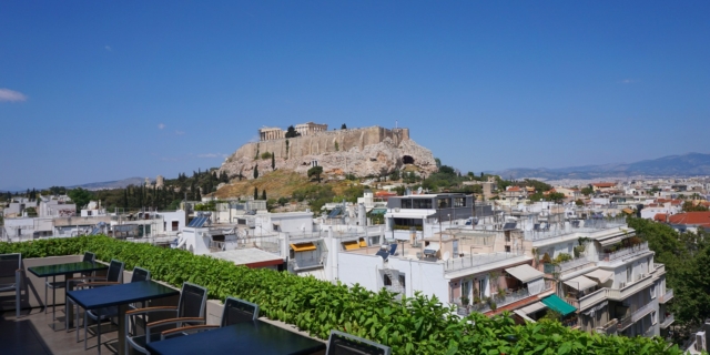 Airbnb: Τα “μαντάτα” για φόρους και κανόνες λειτουργίας – Τι λένε οι ξενοδόχοι