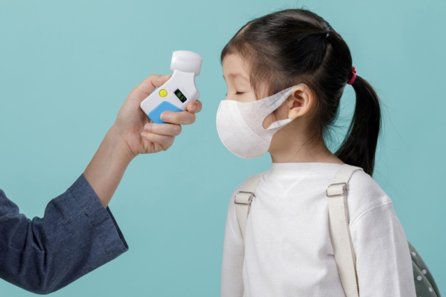 Κίνα: Πόσο ανησυχητική είναι η έξαρση κρουσμάτων πνευμονίας σε παιδιά
