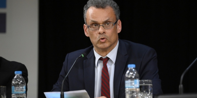 Ξενοφών Κοντιάδης: Το “φαινόμενο Κασσελάκη” – Το μεσσιανικό προσωπείο της μεταδημοκρατίας