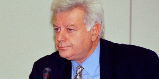 O Θεόδωρος Κοτσώνης