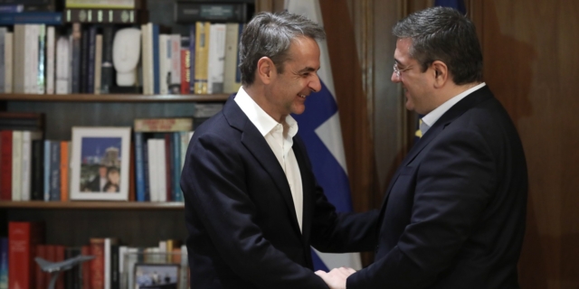 Κυριάκος Μητσοτάκης και Απόστολος Τζιτζικώστας