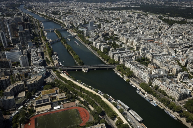 Πανικός στο Παρίσι για τα πανάκριβα ξενοδοχεία και την τελετή έναρξης των Ολυμπιακών Αγώνων στον… Σηκουάνα!