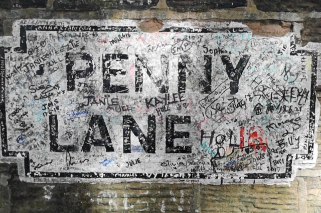 Επιστράφηκε η θρυλική πινακίδα της οδού Penny Lane μετά από 47 χρόνια