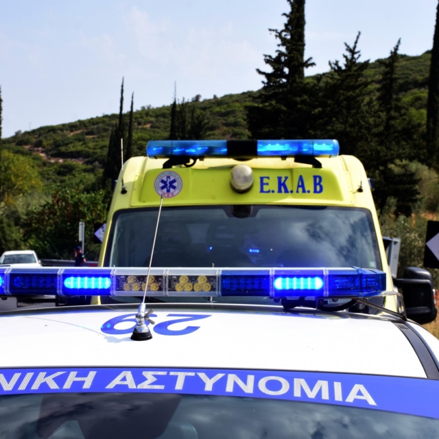 Κρήτη: Παρέσυρε την σύζυγο του με το αυτοκίνητο ενώ μέσα ήταν τα παιδιά τους