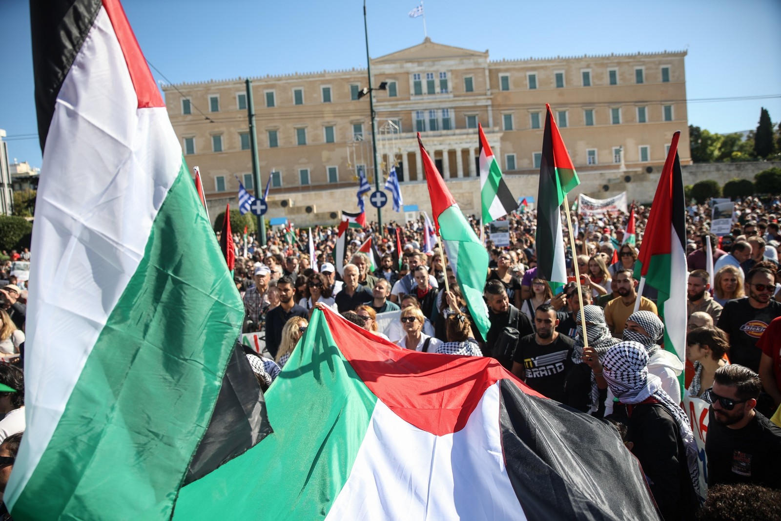 Marșul PAME în centrul Atenei pentru Palestina