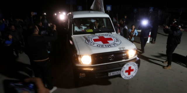 Όχημα του Ερυθρού Σταυρού στην Γάζα