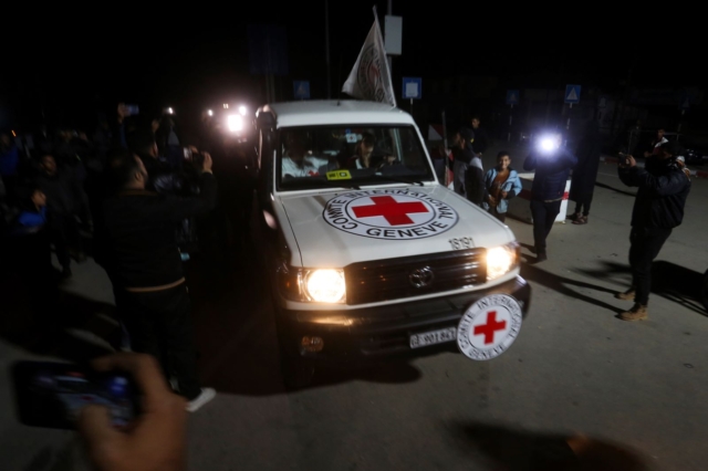 Όχημα του Ερυθρού Σταυρού στην Γάζα