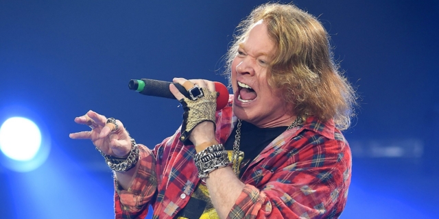 Ο Axl Rose των Guns N’ Roses κατηγορείται για σεξουαλική επίθεση