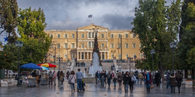 Κόσμος στο Σύνταγμα