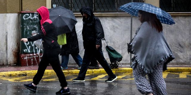 Καιρός: Πού θα σημειωθούν βροχές και καταιγίδες την Πέμπτη