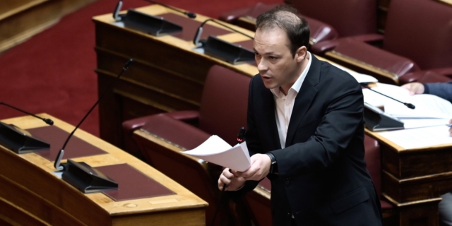 Μίλτος Ζαμπάρας