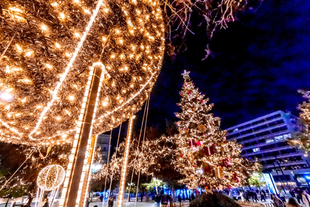 Δωρεάν εκδηλώσεις στην πόλη τα Χριστούγεννα – Βόλτες, συναυλίες και ραντεβού στις πλατείες
