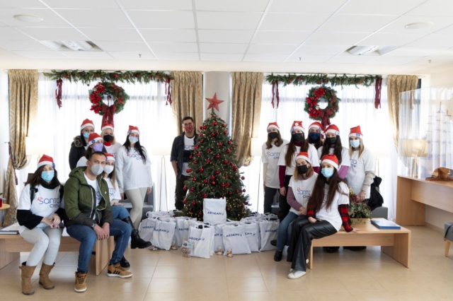 AEGEAN Santa Crew: Χριστουγεννιάτικη εθελοντική δράση σε 8 πόλεις