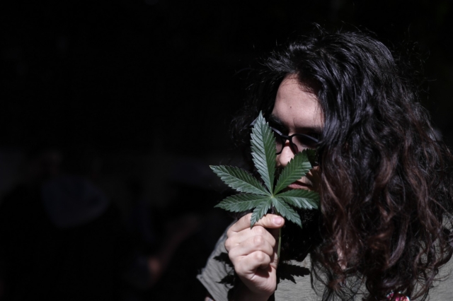 Θρησκείες και χασίς: Ποιες το επιτρέπουν στους πιστούς τους