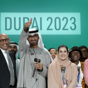 COP28: Πώς θα απαλλαγούμε από τα ορυκτά με τόσους λομπίστες; 4 Ευρωβουλευτές απαντούν