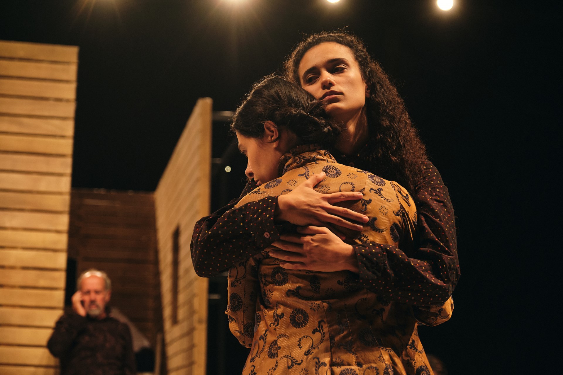 Η Καταρίνα και η ομορφιά να σκοτώνεις φασίστες