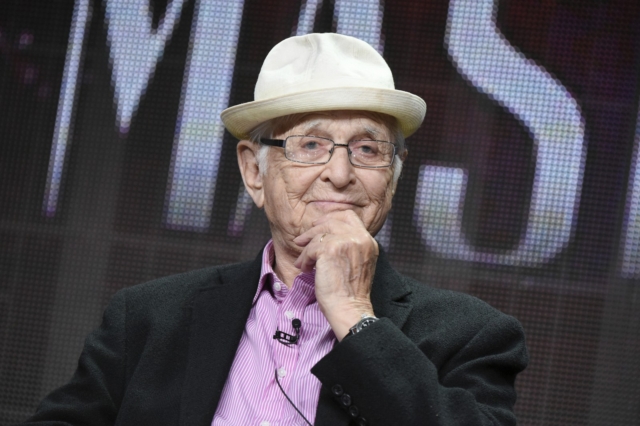 Norman Lear: Πέθανε ο θρυλικός σεναριογράφος και παραγωγός