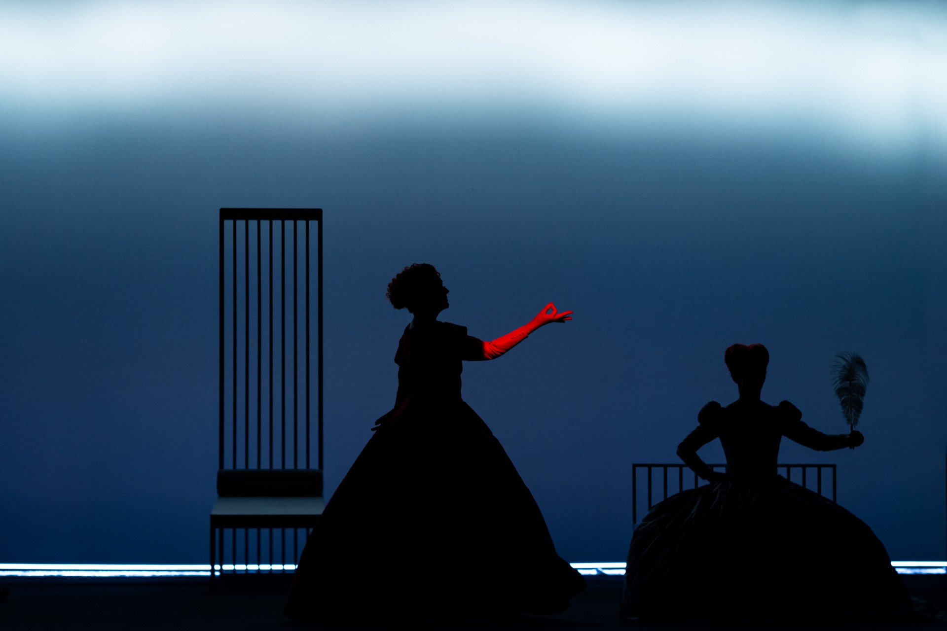 Τρεις Ψηλές Γυναίκες