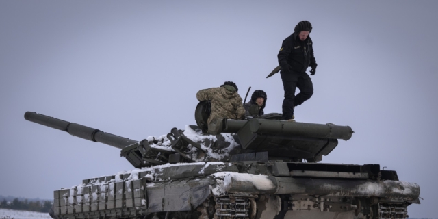 Το Κίεβο θα καλέσει Ουκρανούς που ζουν στο εξωτερικό για να πολεμήσουν