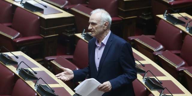 ΣΥΡΙΖΑ: Αποχώρησε και ο Γιώργος Βαρεμένος – “Ευτελισμός και αποσύνθεση”