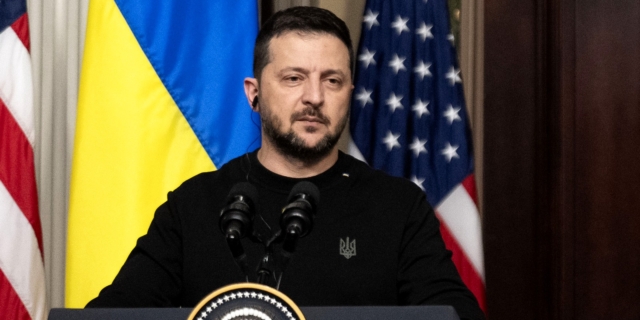 ΝΑΤΟ: Ο Ζελένσκι θα ζητήσει περισσότερα μέσα αντιαεροπορικής άμυνας και F-16