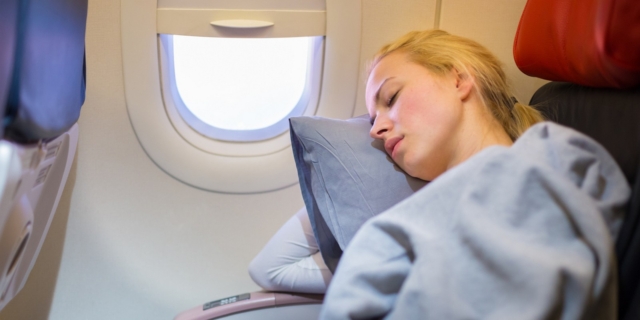 Γιατί δεν πρέπει ποτέ να κοιμάστε κατά την απογείωση ή την προσγείωση