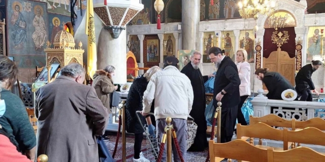 Αποστολή: Δέματα Αγάπης από τον Μητροπολίτη Ν. Ιωνίας κ. Γαβριήλ