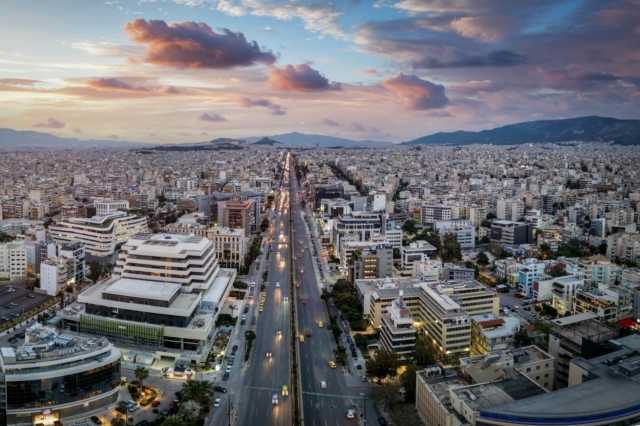 Ξενοδοχεία Αθήνας: Κούρσα ανόδου για πληρότητες, τιμές και έσοδα