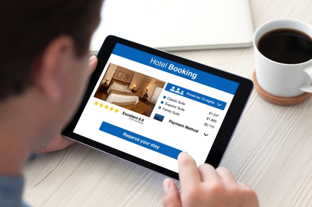Booking.com: Αυξάνονται οι επιθέσεις χάκερ σε πελάτες – Θύματα και στην Ελλάδα