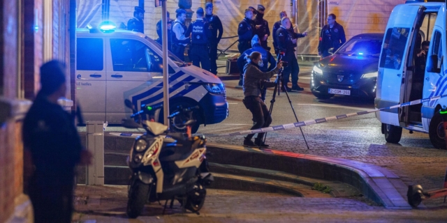 Πυροβολισμοί με τέσσερις τραυματίες στις Βρυξέλλες