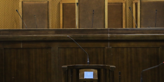 Γυναικοκτονία στο Ρέθυμνο: Αναβίωσε στο δικαστήριο η φρικτή υπόθεση του 2022