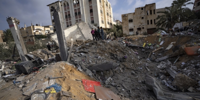 Βομβαρδισμένη περιοχή στη Γάζα