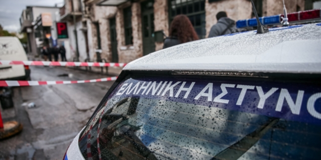 Πυροβολισμοί στο Γκάζι: Χειρουργήθηκε στο κεφάλι ο ένας εκ των τραυματιών – Η κατάσταση των άλλων δύο