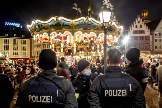 Πρωτοχρονιά υπό τον φόβο της τρομοκρατίας – Αυξημένα μέτρα σε πολλές ευρωπαϊκές πόλεις