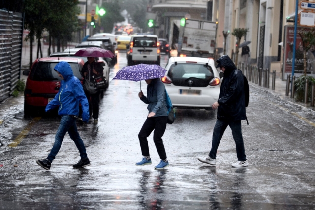Έκτακτο δελτίο επιδείνωσης: Έρχονται βροχές, καταιγίδες και χαλάζι