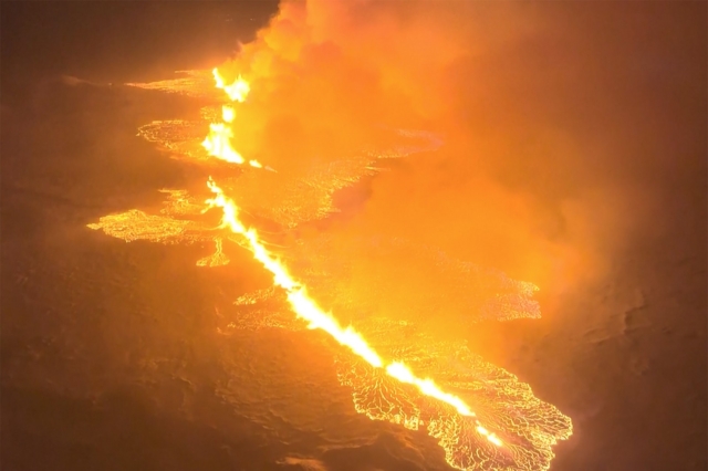 Προειδοποίηση για ρύπανση στο Ρέικιαβικ μετά την έκρηξη ηφαιστείου