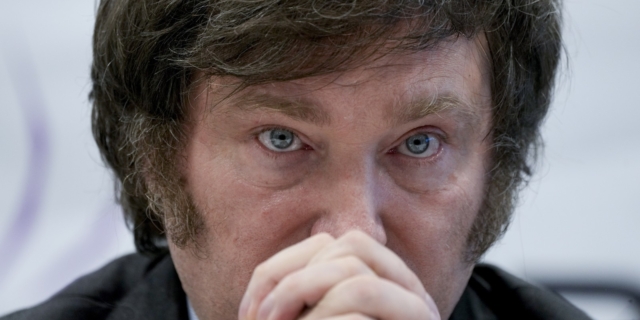 Η Αργεντινή αποσύρεται από τα σχέδια ένταξης στο μπλοκ των BRICS