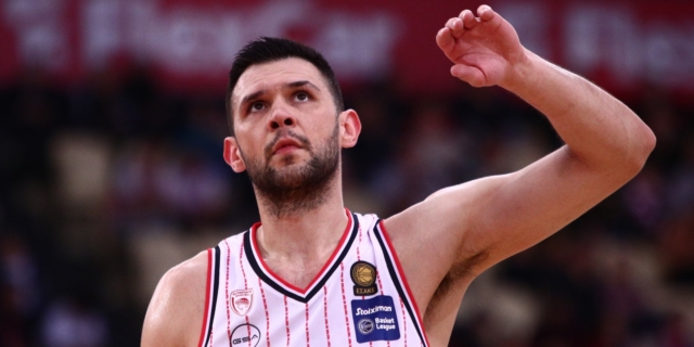 Ο Κώστας Παπανικολάου