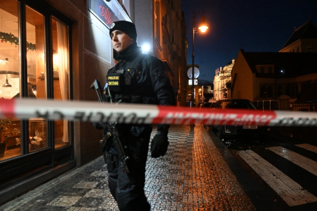 Πυροβολισμοί στην Πράγα